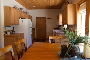 Villa de lujo, 3 habitaciones, cocina, vistas a la montaña | Ropa de cama de alta calidad y colchones con acolchado adicional