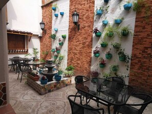 Daily full breakfast for a fee - Hotel Casa La Fleur (Medellín)
