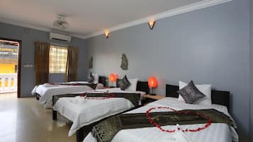 In-room safe, desk, iron/ironing board, free WiFi