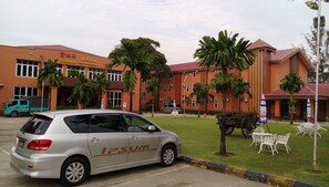 Interior - Myanmar Sports Hotel (Yangon)