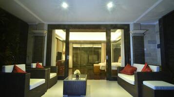 Vila Romantis, 1 kamar tidur, kolam renang pribadi, pemandangan kolam renang | Pemandangan balkon