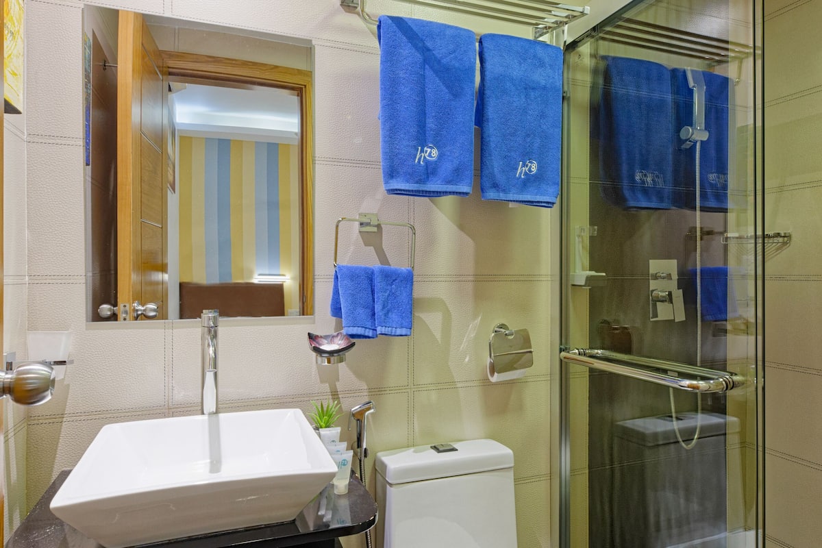 shower, free toiletries, hair dryer, bathrobes