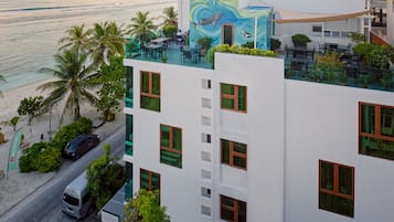 Fassade der Unterkunft – Abend/Nacht