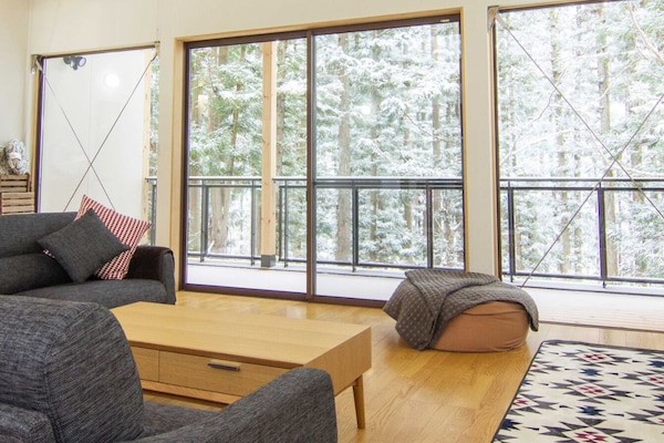 Alps Retreat Chalet - 3 bedroom - Wadano Area, Non Smoking | Living area