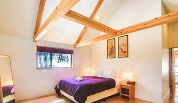 Alps View Chalet - 4 bedroom Wadano Area, Non Smoking | Down comforters, soundproofing, iron/ironing board