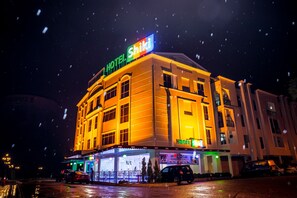 Front of property - evening/night - Hotel Shiki (Johor Bahru)