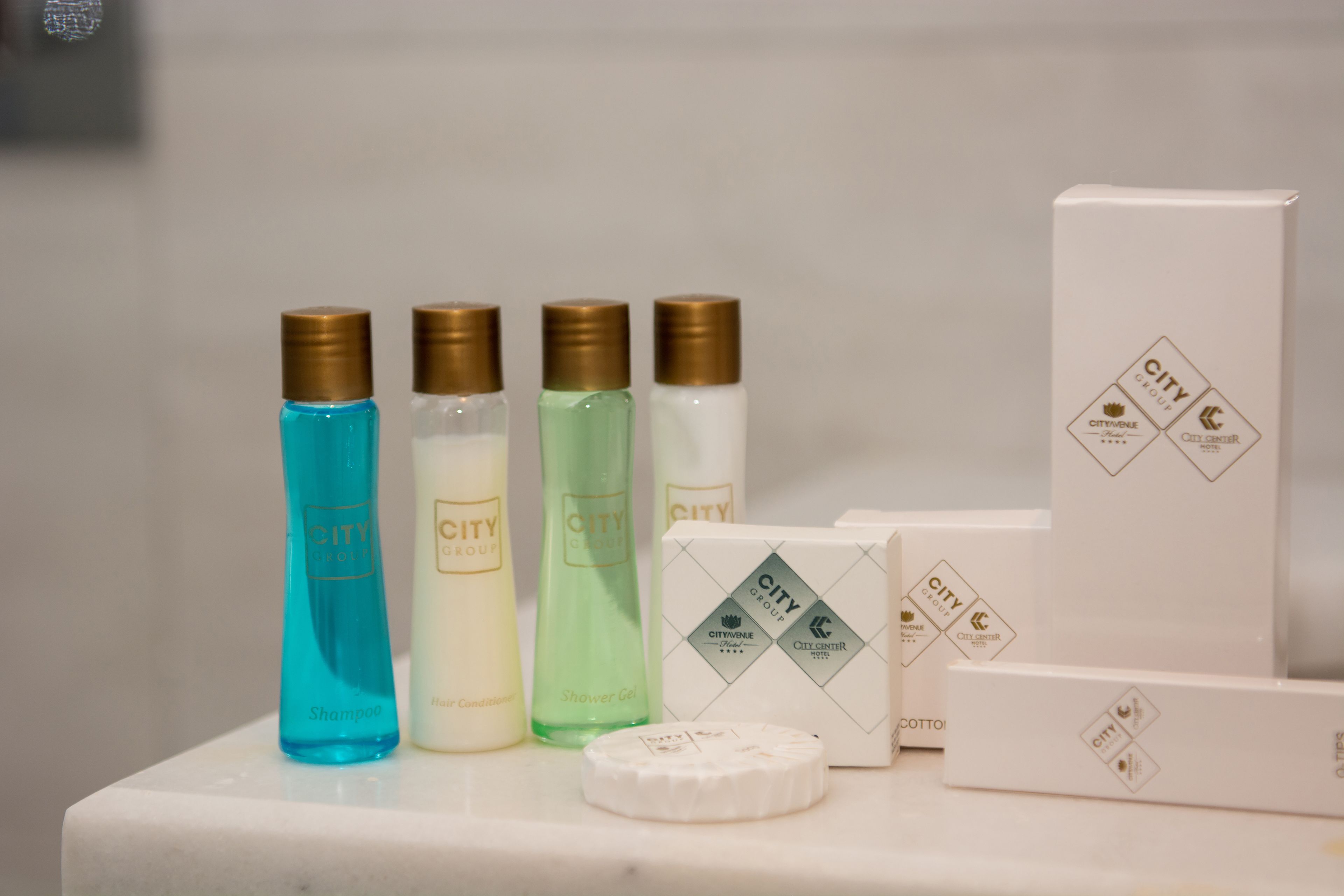 shower, free toiletries, hair dryer, slippers