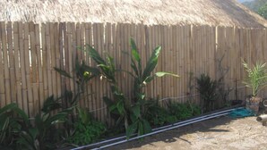 Gambar tidak terklasifikasi, 5 dari 15, tombol
