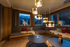 Lounge - Das Graseck - mountain hideaway & health care (Garmisch-Partenkirchen)