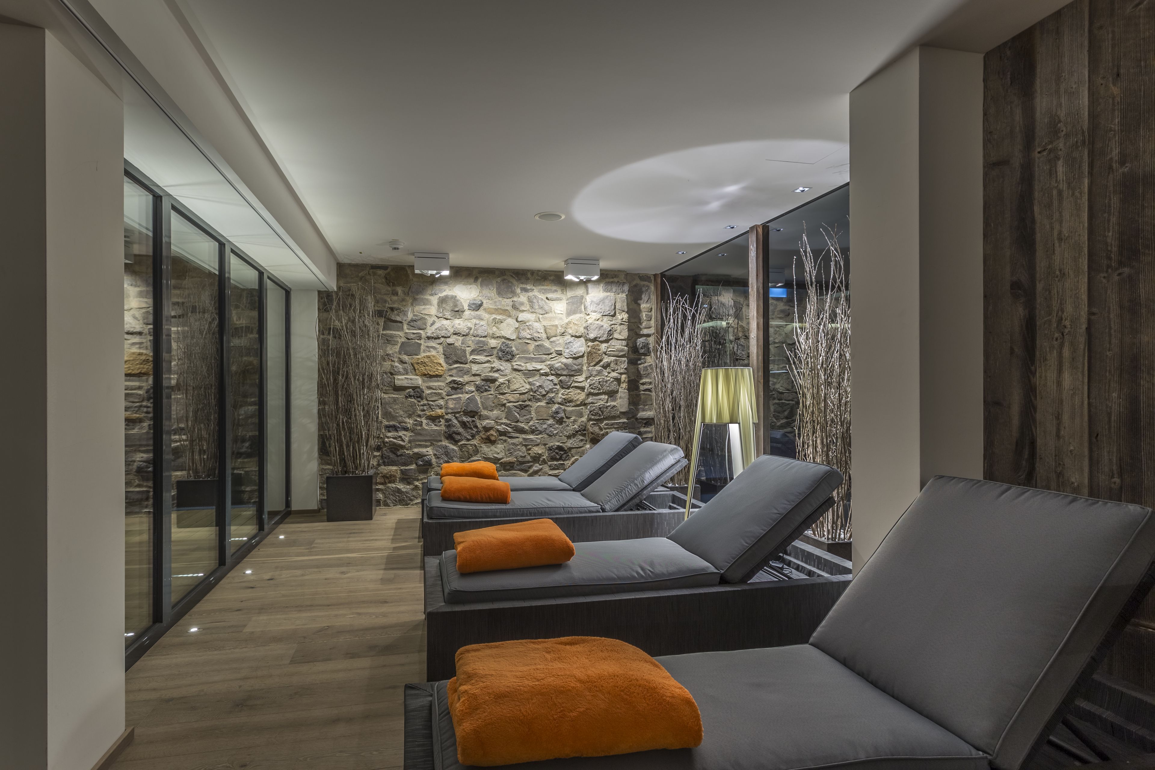 body treatments, body wraps, body scrubs, facials