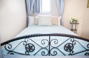 1 bedroom, in-room safe, desk, iron/ironing board - Ditto Flats (Istanbul)