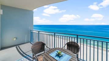 Condo, 1 Bedroom, Ocean View (1005) | View from room