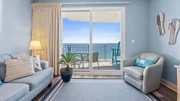 Condo, 3 Bedrooms, Ocean View (1904) | Living area | TV