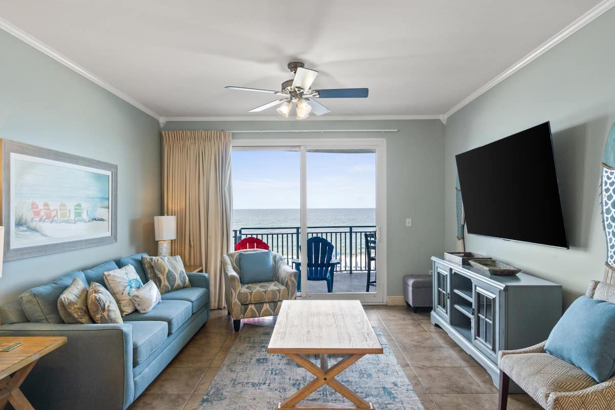 Condo, 2 Bedrooms, Ocean View (304) | Living area | TV