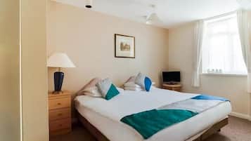 Standard Double Room, Ensuite | Free WiFi, bed sheets