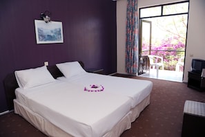Chambre Standard Double ou avec lits jumeaux | Bureau, Wi-Fi gratuit