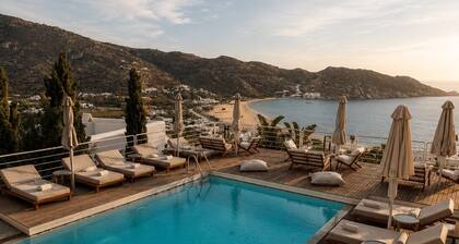 Far Out Hotel & Spa