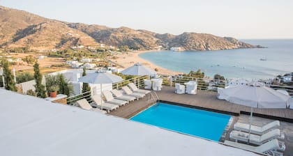 Far Out Hotel & Spa