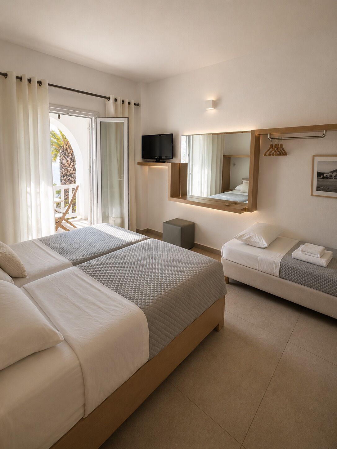 Standard Triple Room, Sea View