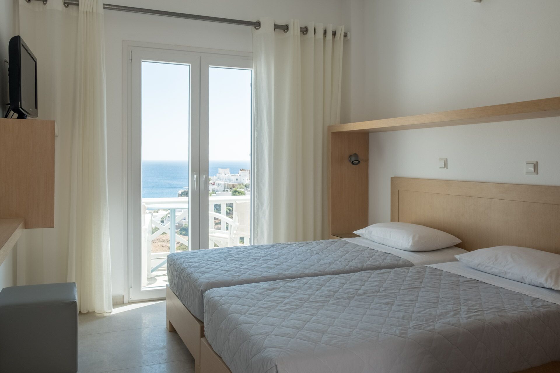 standard double room, sea view | hypo-allergenic bedding, in-room safe, iron/ironing board, free wifi