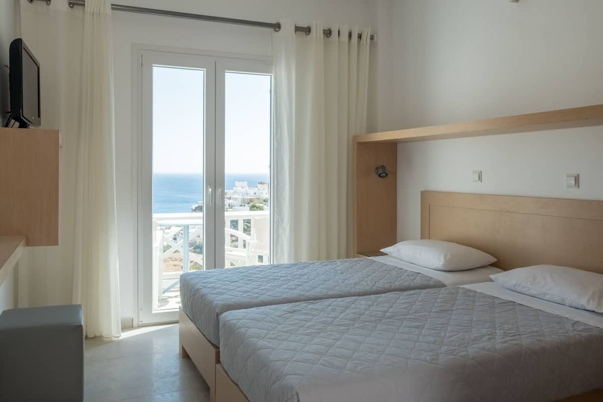 standard double room, sea view | hypo-allergenic bedding, in-room safe, iron/ironing board, free wifi