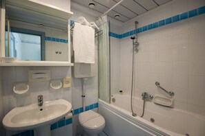 Jetted tub, free toiletries, hair dryer, bidet - Hotel Arizona (Riccione)