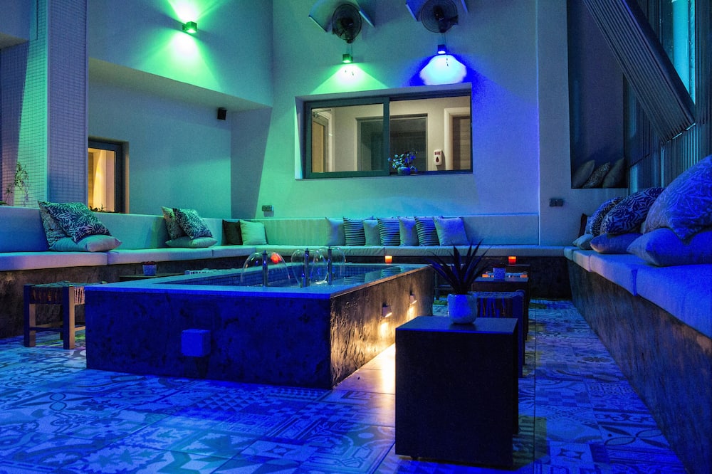 Urbano Hotel
