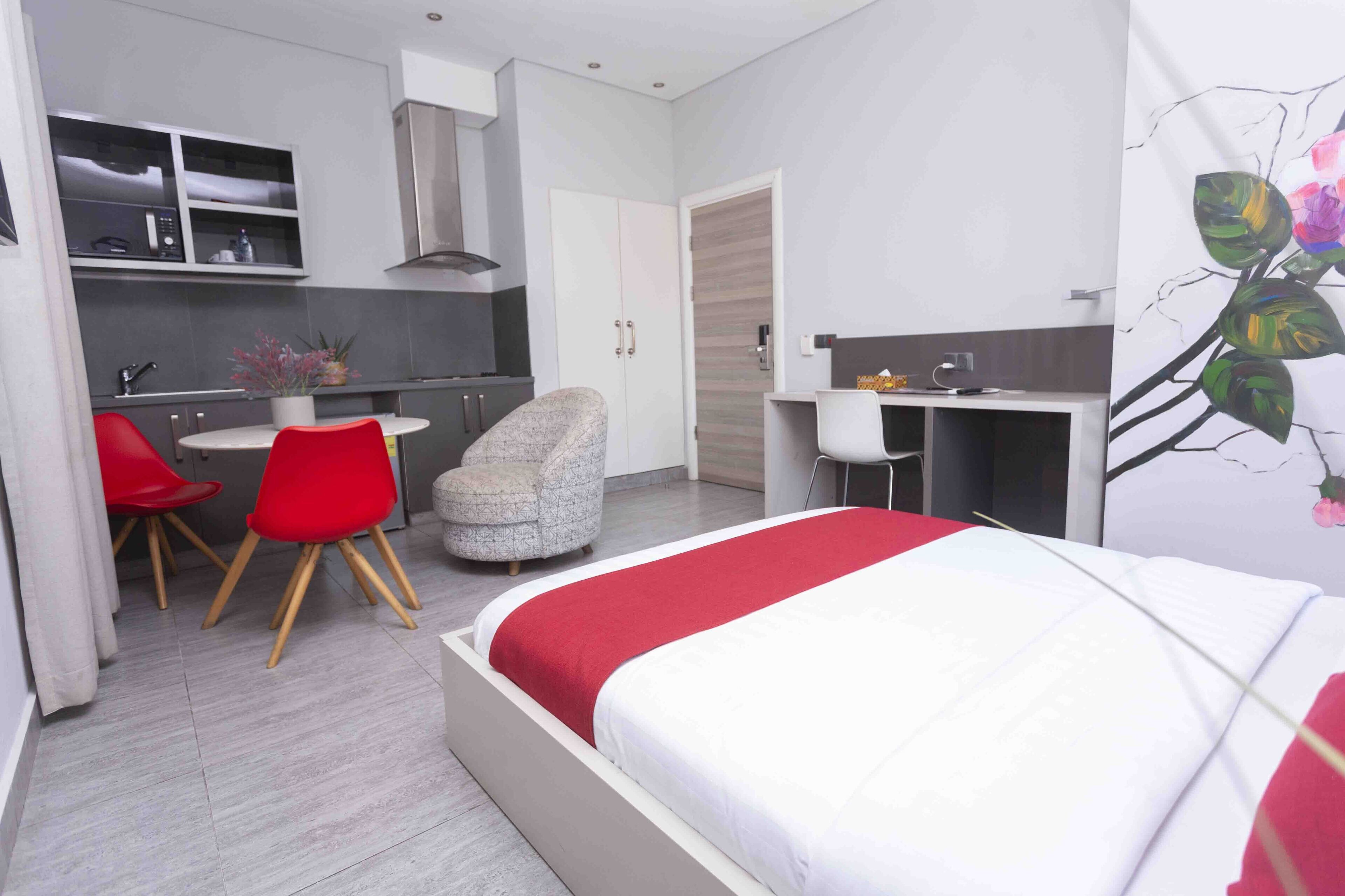 Superior Room | Minibar, in-room safe, cribs/infant beds, free WiFi