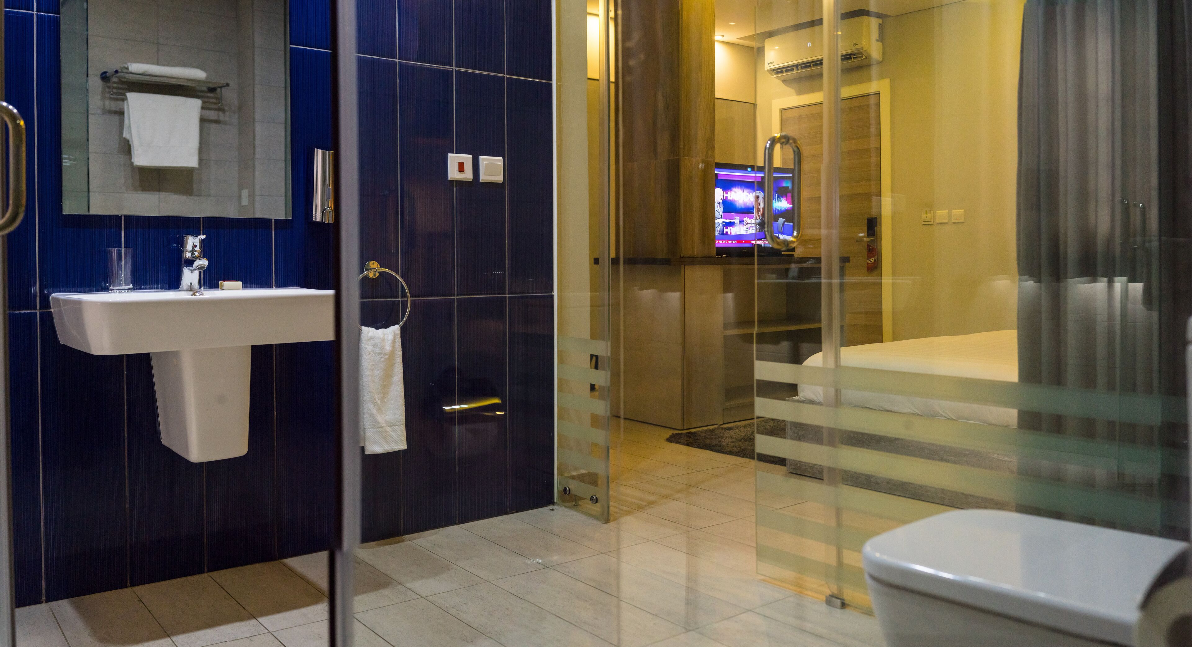 studio | 1 bedroom, minibar, in-room safe, cots/infant beds