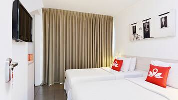 Superior Double Room | Seterika/papan seterika, katil lipat simpan/tambahan, Wi-fi percuma