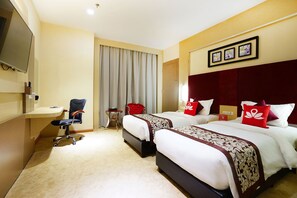 스탠다드 더블룸 | 객실 내 금고, 책상, 다리미/다리미판, 간이 침대