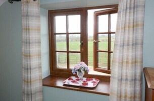 埃及棉床单、高档床上用品、加厚床垫、客房内保险箱