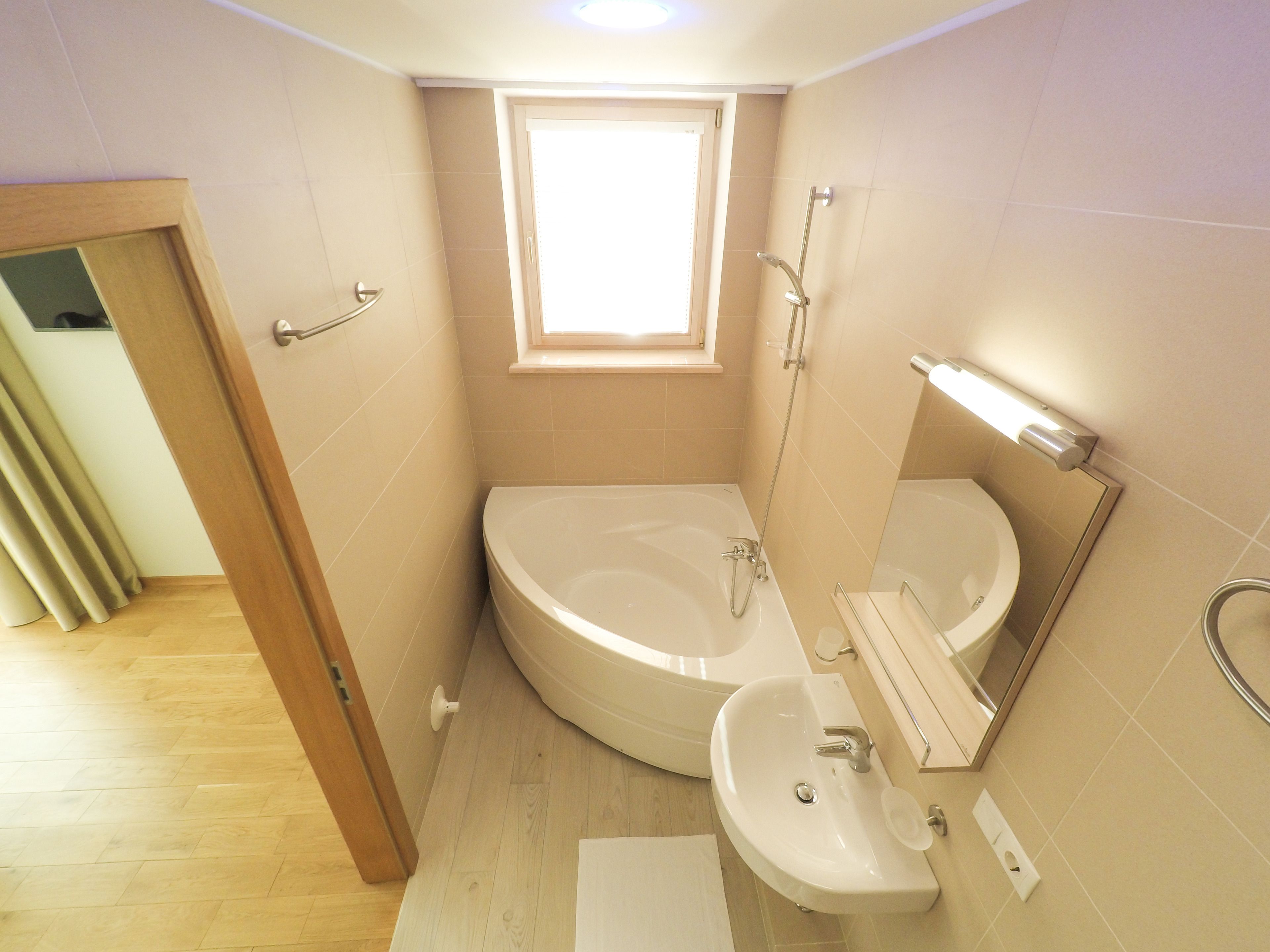 Combined shower/tub, free toiletries, hair dryer, bathrobes