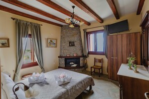 Vila luxo, 5 quartos, piscina particular, de frente para o mar | Lençóis italianos Frette, roupas de cama antialérgicas