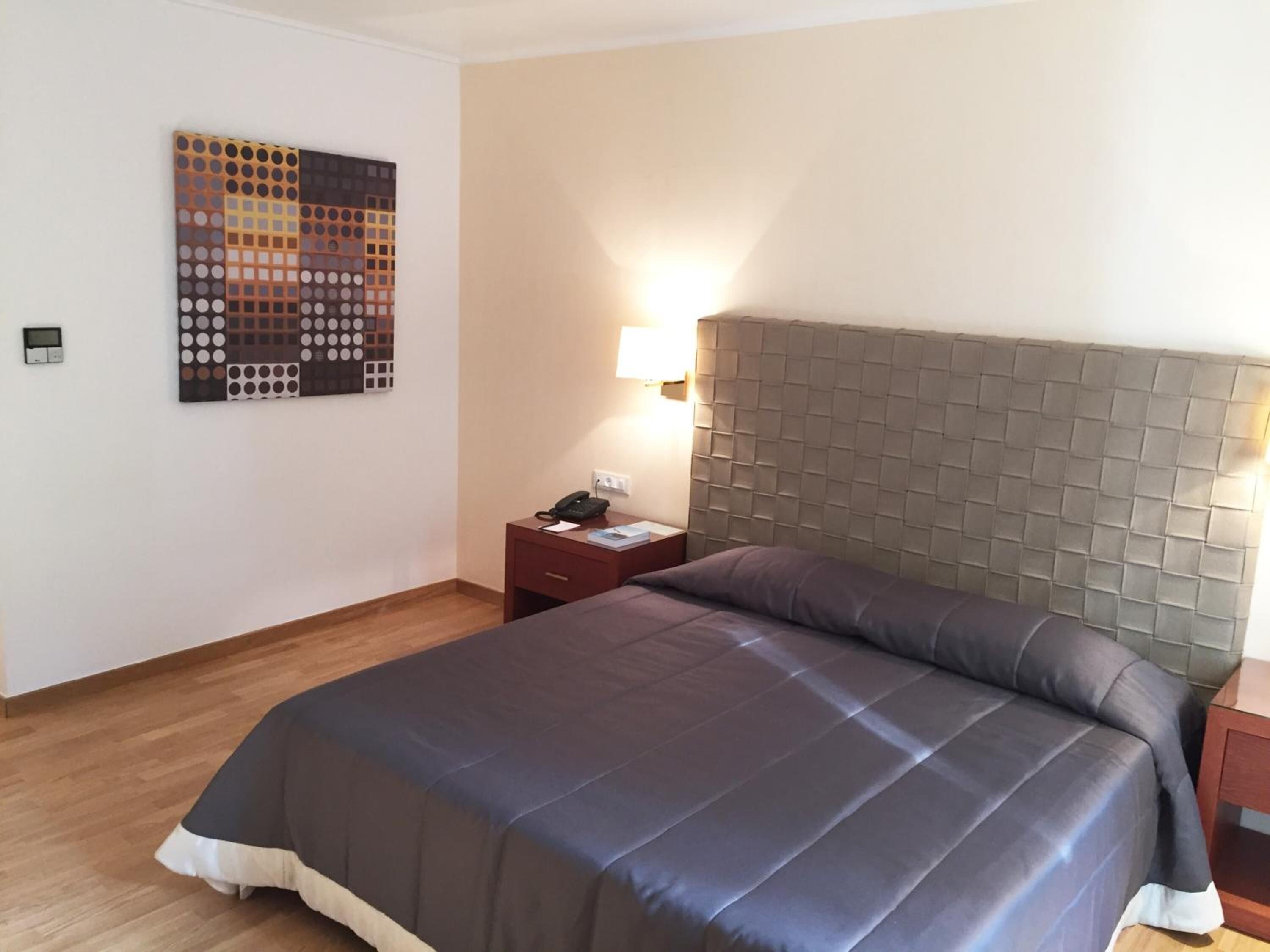 minibar, in-room safe, desk, blackout curtains