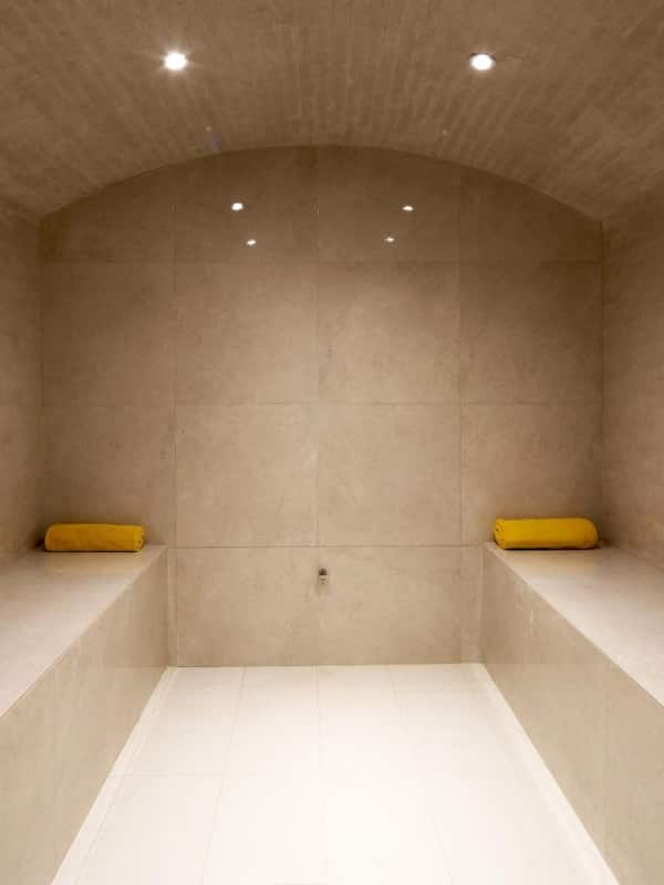 Trattamenti per il viso, 1 sala per trattamenti, massaggi