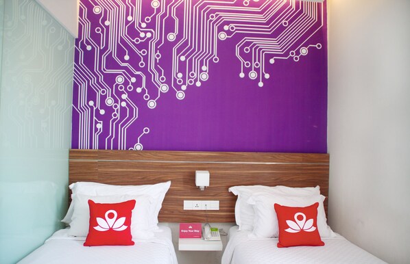 Standard Double Room | Desk, iron/ironing board, rollaway beds, free WiFi