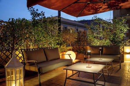 Superior Single Room | Terrace/patio. Hotel Monte Cenci