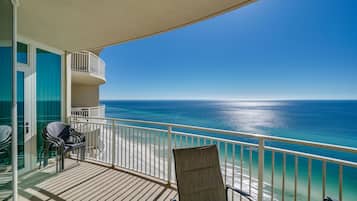 Condo, 3 Bedrooms, Sea View | Balcony