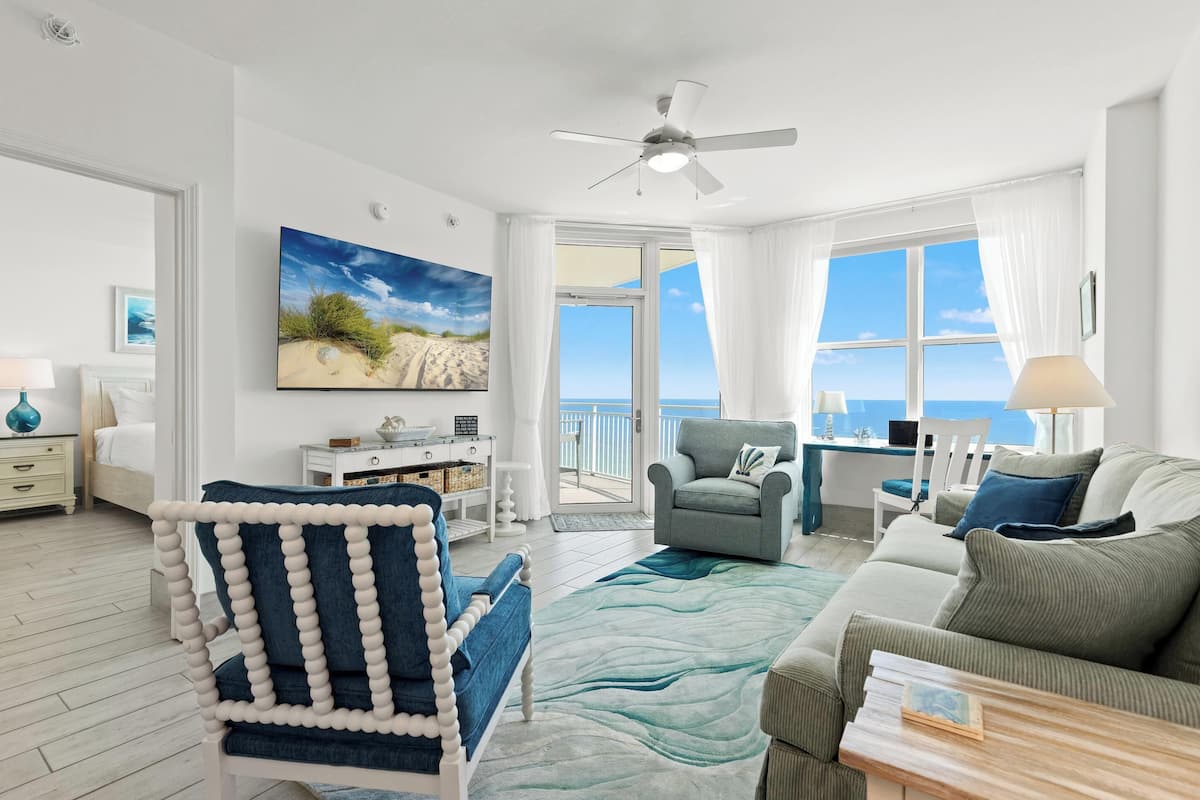 Condo, 1 quarto, vista para o oceano (1610) | Área de estar | TV