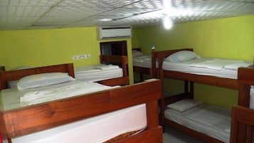 Premium bedding, free WiFi