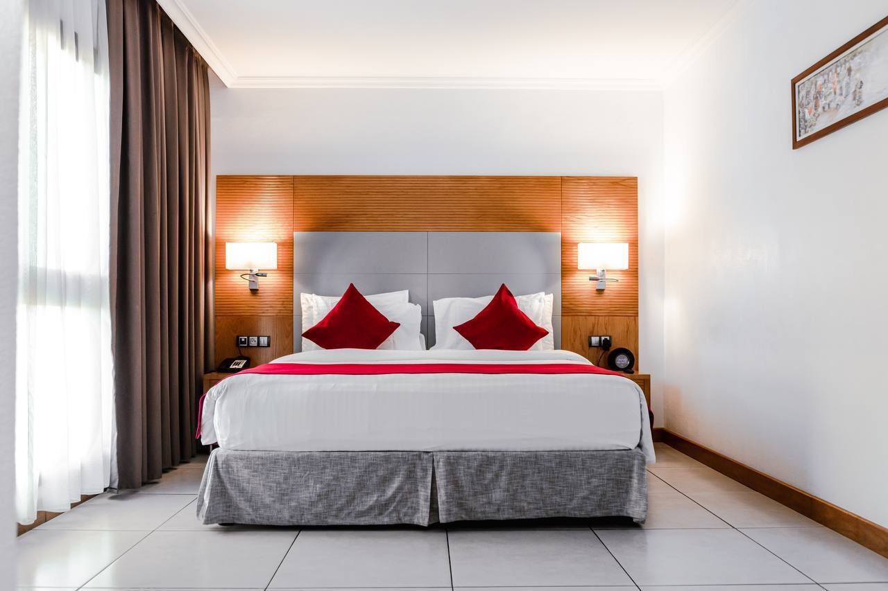 Departamento ejecutivo, 1 habitación, vista a la ciudad | Ropa de cama de alta calidad, edredón, camas Select Comfort y minibar 