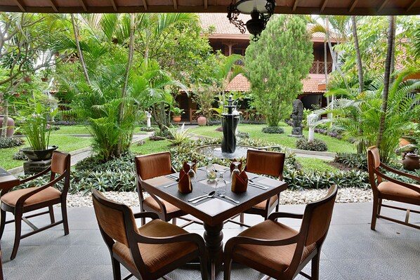 Restaurant - ZEN Rooms Jogja Cendrawasih (Yogyakarta)