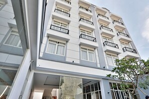 Front of property - ZEN Rooms Basic Malioboro Sosrowijayan Sosromenduran (Yogyakarta)