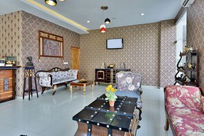 Sala de estar en el lobby