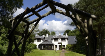 Factors Inn & Cottage