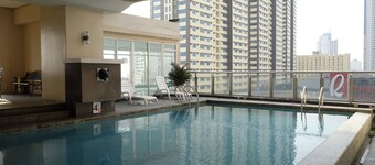 ZEN Rooms Malate Robinsons