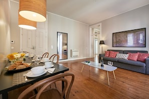 Téléviseur à écran plat