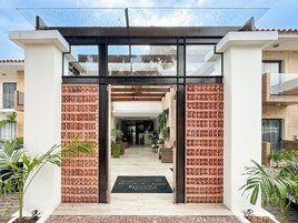Fachada de la propiedad