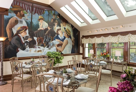 Área de desayuno. The Jacqueline House of Wilmington